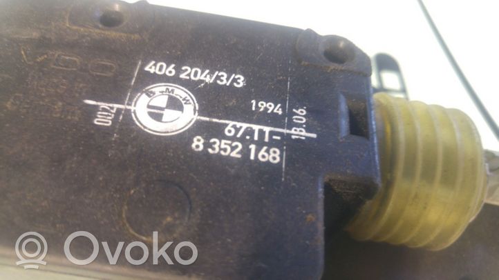 BMW 7 E38 Siłownik klapki wlewu paliwa 67118352168