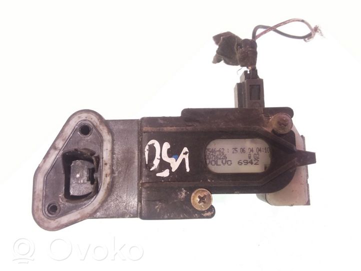 Volvo V50 Siłownik klapki wlewu paliwa 30716226