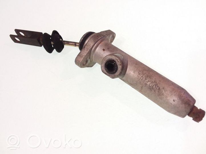 Audi 100 S4 C4 Główny cylinder sprzęgła 4A0721401