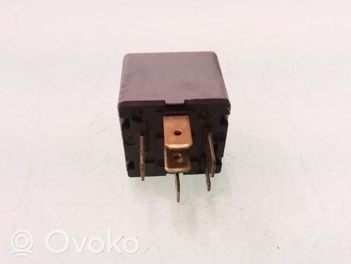 Opel Meriva A Other relay 000041797
