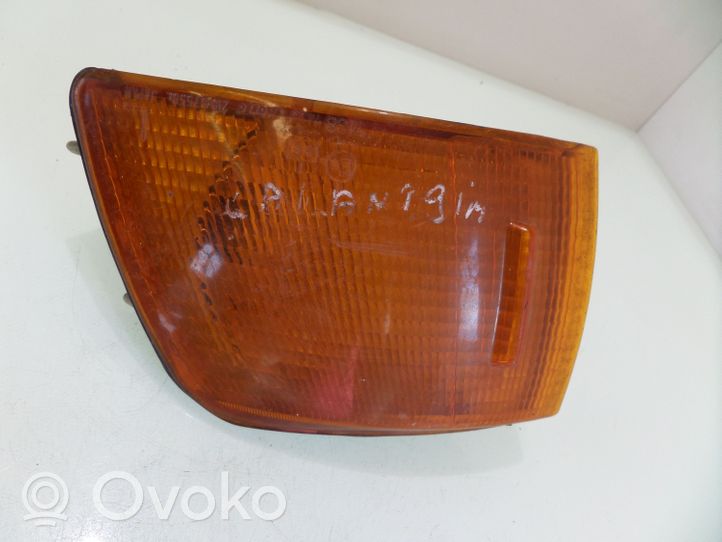 Mitsubishi Galant Front indicator light 21037558