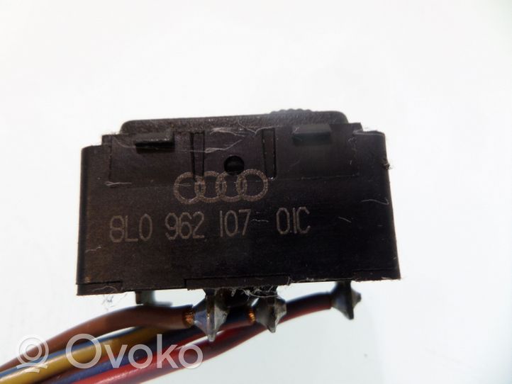 Audi A4 S4 B5 8D Central locking switch button 8L096210701C