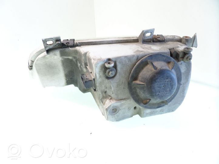 Volkswagen Sharan Lampa przednia 1305621650