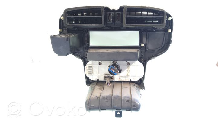 Hyundai Matrix Ilmastoinnin ohjainlaite 9725017XXX