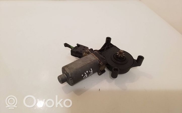 Mercedes-Benz CLK A208 C208 Moteur de lève-vitre de porte avant 0130821722