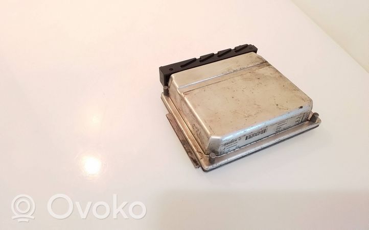 Volvo S60 Calculateur moteur ECU 1928403488d