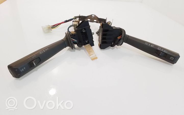 Volvo S70  V70  V70 XC Wiper turn signal indicator stalk/switch 9441213