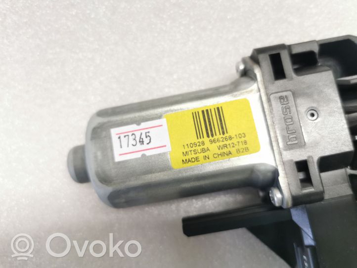 Volvo V60 Motorino alzacristalli della portiera anteriore 966268103