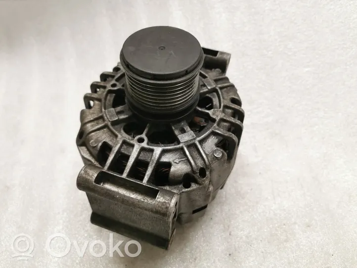 Mercedes-Benz SLK R171 Alternator A2711540902