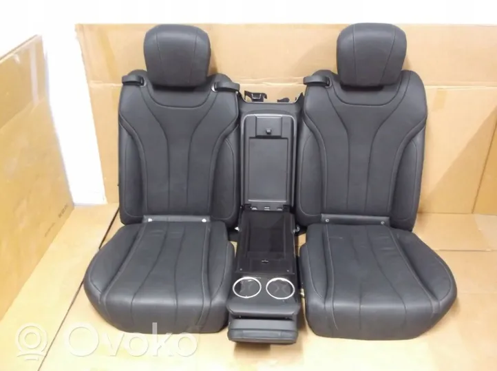 Mercedes-Benz S W222 Set interni 