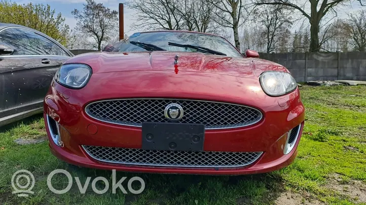 Jaguar XK - XKR Priekio detalių komplektas 