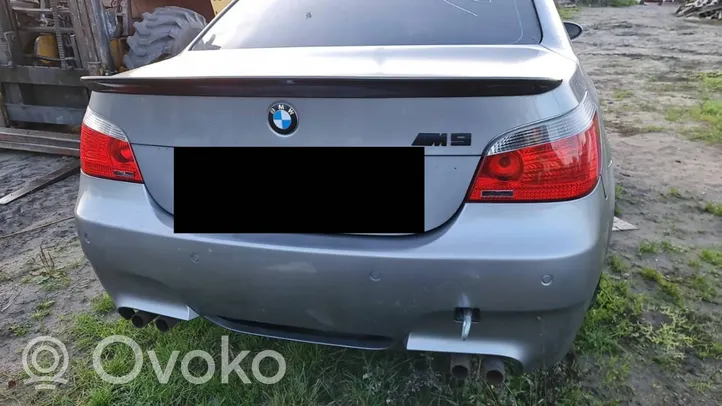 BMW 5 E60 E61 Išorės apdailos komplektas 