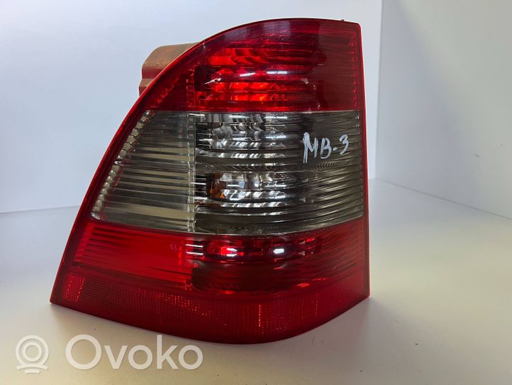 Mercedes-Benz ML W163 Lampa tylna A1638202564