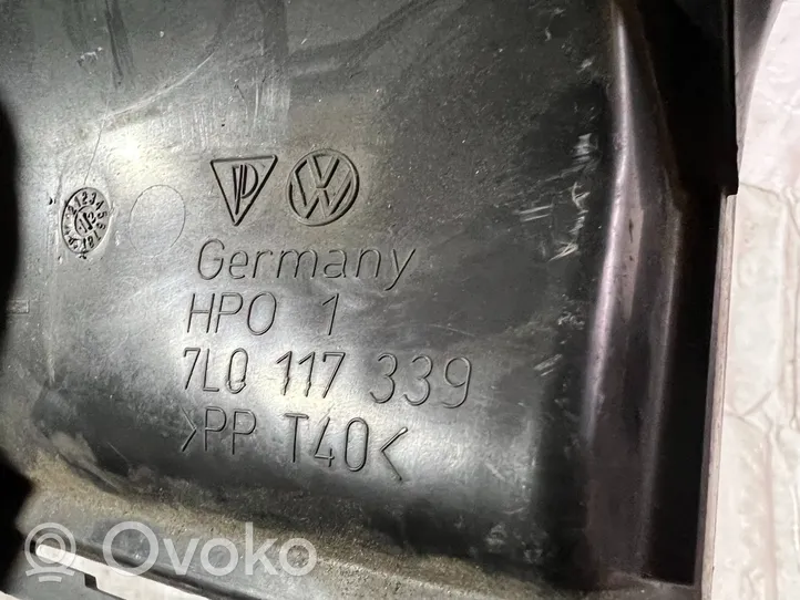 Volkswagen Touareg II Oro nukreipėjas/ kanalas interkūlerio radiatoriaus 7L0117339