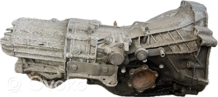 Audi A4 S4 B7 8E 8H Mechaninė 6 pavarų dėžė 01X301211F