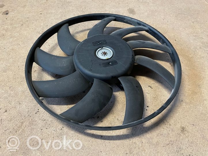 Audi A5 8T 8F Convogliatore ventilatore raffreddamento del radiatore M134989