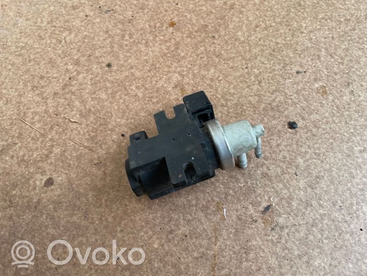 Opel Corsa C Zawór podciśnienia / Elektrozawór turbiny 72190339