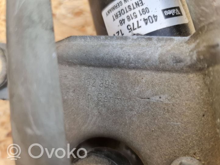 Volvo V70 Mechanizm i silniczek wycieraczek szyby przedniej / czołowej 09151848