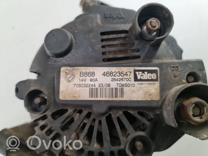 Fiat Grande Punto Generator/alternator 46823547