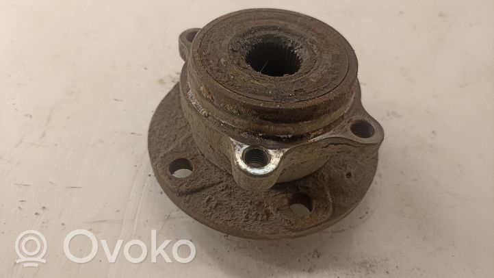 Volkswagen PASSAT B6 Front wheel bearing hub 