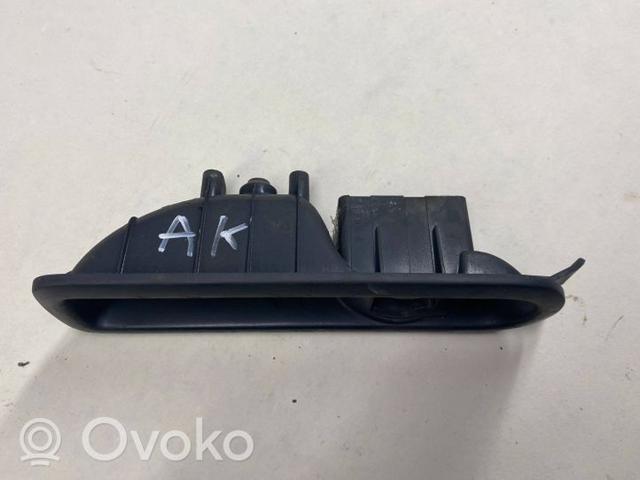 Renault Scenic II -  Grand scenic II Rear door window switch trim 156013870