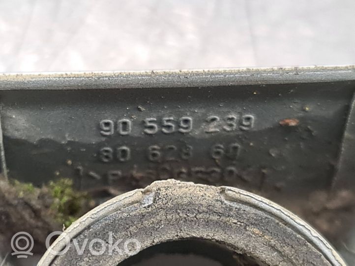 Opel Astra G Takaluukun koristelista 90559239