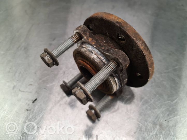 Volvo V70 Rear wheel bearing hub 