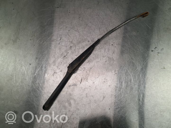 Volkswagen PASSAT B5 Front wiper blade arm 80007467