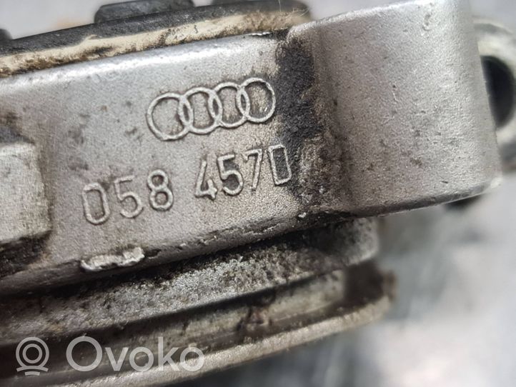 Audi A6 S6 C5 4B Inna część silnika 058457D