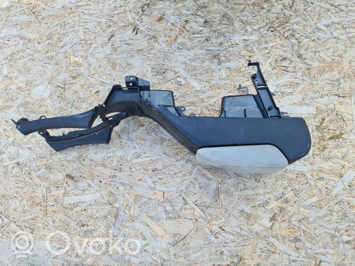 Saab 9-3 Ver2 Armlehne 307039