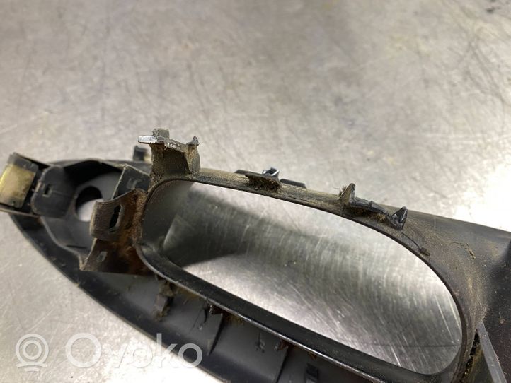 Audi A4 S4 B6 8E 8H Maniglia interna per portiera anteriore 8D1867171