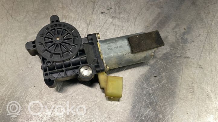 Volvo S80 Priekinis varikliukas langų pakėlėjo 101354XXX