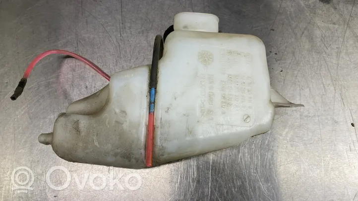 Renault Kangoo I Windshield washer fluid reservoir/tank 8200179630