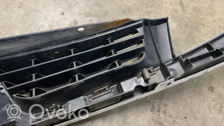 Renault Kangoo I Grille calandre supérieure de pare-chocs avant 