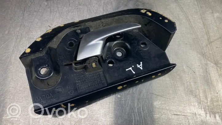 Volvo V70 Rear door interior handle 8693725