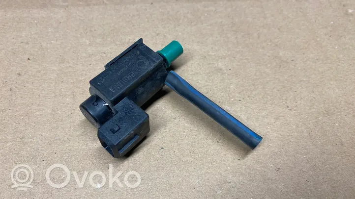 BMW 7 E65 E66 Vacuum valve 70012300