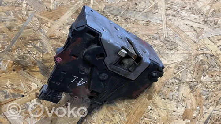 Opel Corsa D Rear door lock 13258268