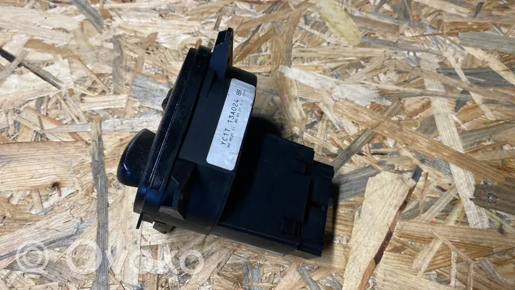 Ford Connect Przełącznik świateł YC1T13A024BB