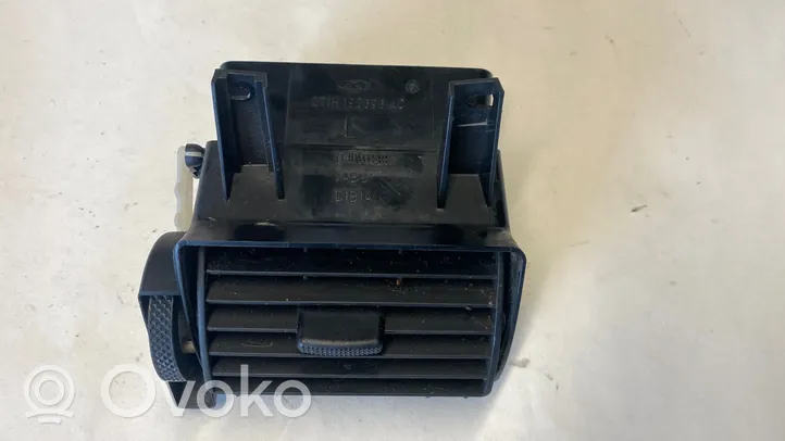 Ford Connect Dysze / Kratki środkowego nawiewu deski rozdzielczej 2T1H19C696AC