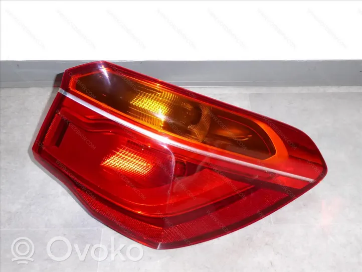 BMW X1 F48 F49 Luci posteriori 63217488542