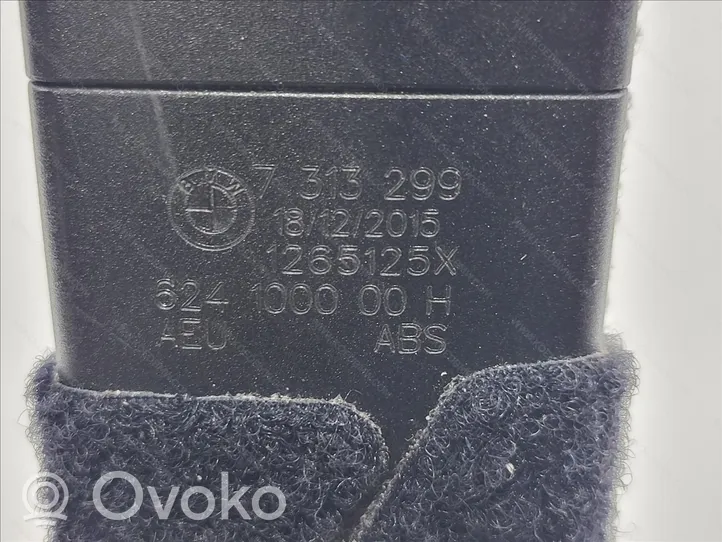 BMW 2 F46 Sagtis diržo priekinė 72117313299