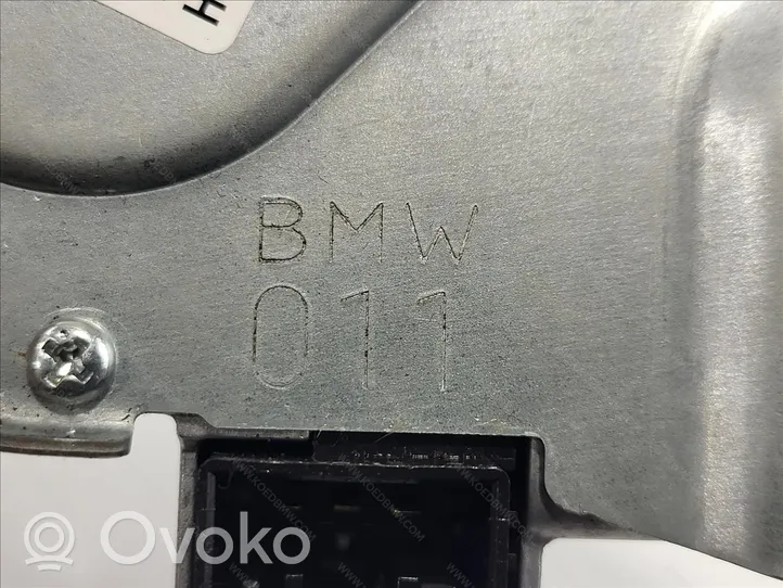 BMW 2 F46 Moteur d'essuie-glace arrière 61627356220