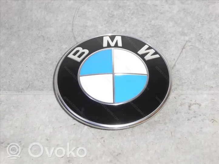 BMW X1 F48 F49 Mostrina con logo/emblema della casa automobilistica 51147376339