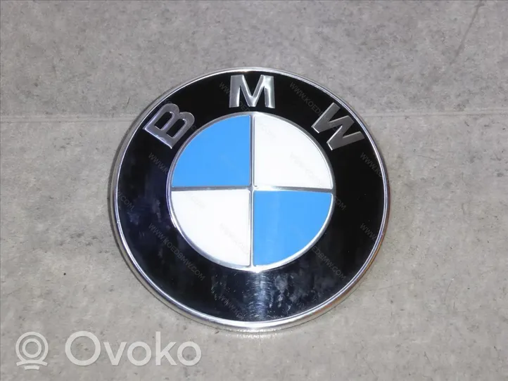 BMW 5 G30 G31 Mostrina con logo/emblema della casa automobilistica 51147463684