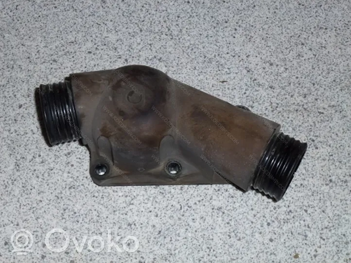 BMW 3 E36 Boîtier de thermostat 11531722531