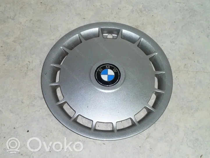 BMW 3 E30 Alkuperäinen pölykapseli 36131178778