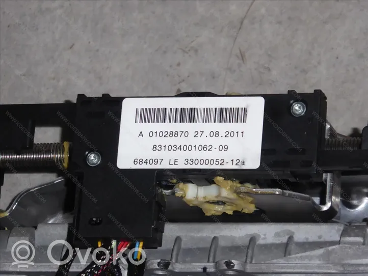 BMW X5 E70 Vairo stiprintuvo siurblio skriemulys 32306786254