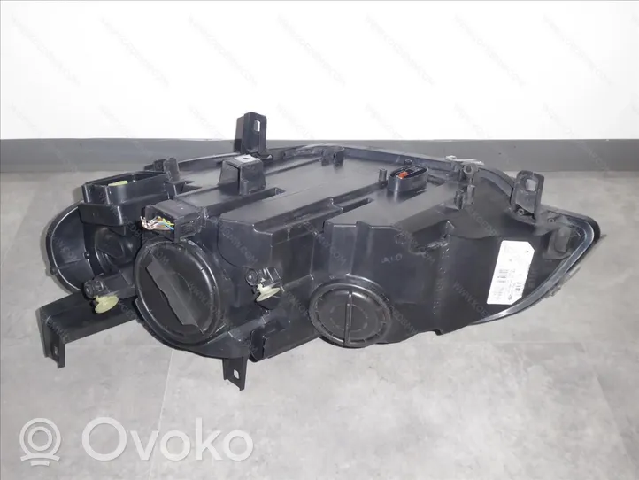 BMW X5 E70 Lampa przednia 63117287014