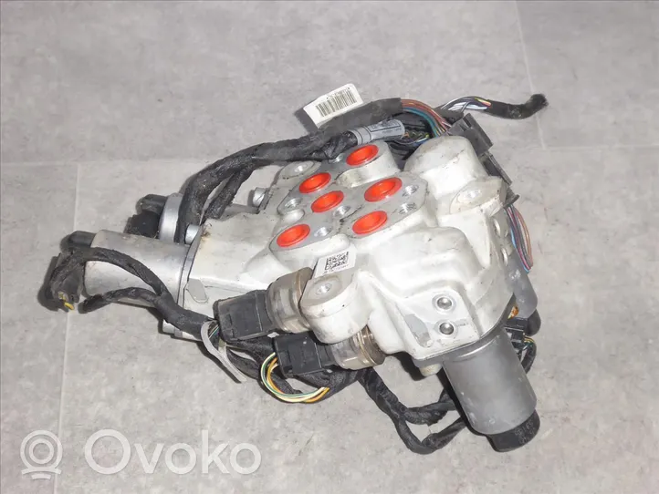 BMW 5 F10 F11 Stabilizator przedni / drążek 37146775258