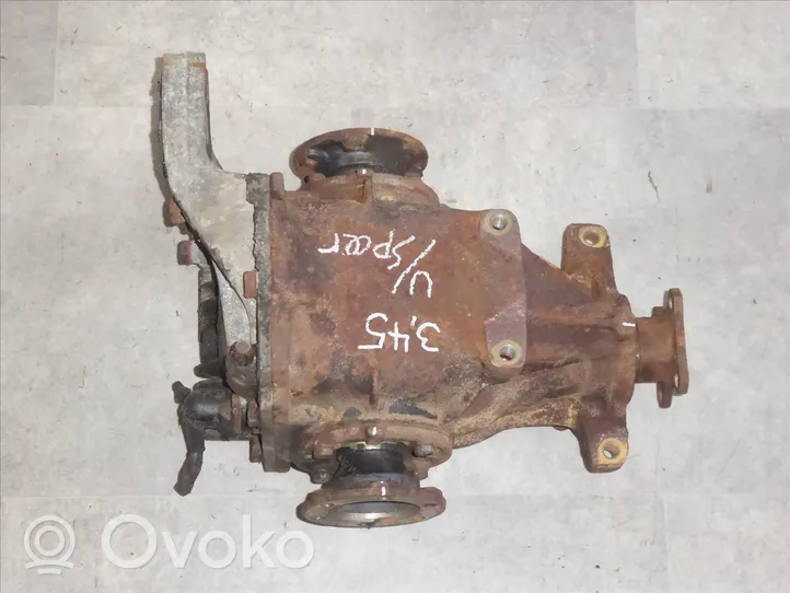 BMW 3 E30 Mechanizm różnicowy tylny / Dyferencjał 33101210346